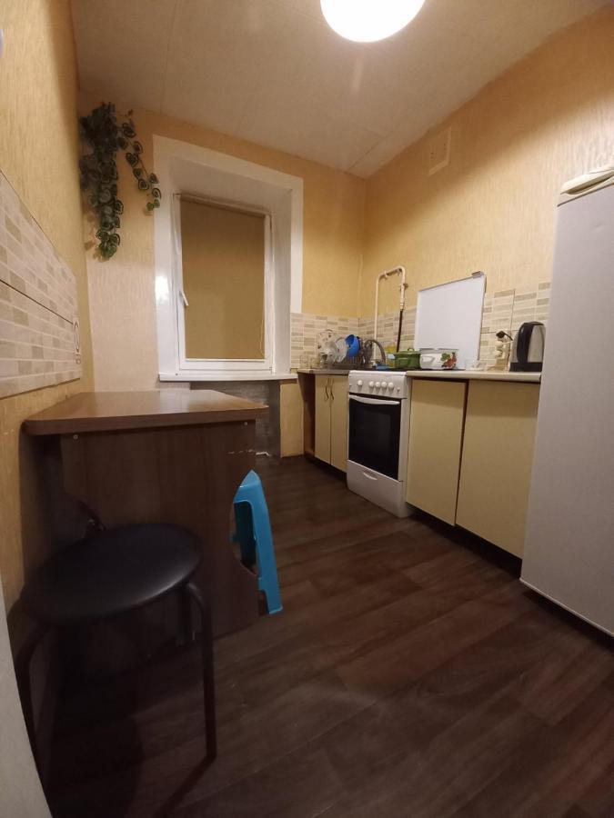 1 Комнатная Квартира Остановка Торговый Центр Cherkasy Exterior foto
